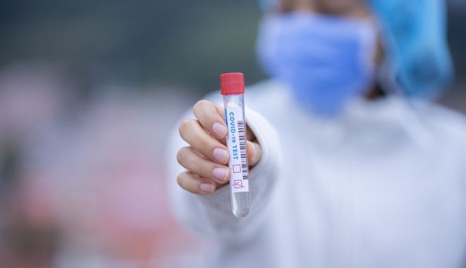 Anchetați penal, după ce au prezentat la graniță teste PCR falsificate