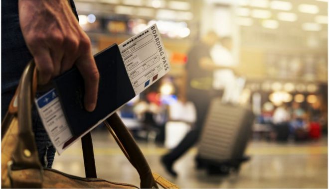 Tinerii din România pot călătorii gratuit în UE prin inițiativa DiscoverEU