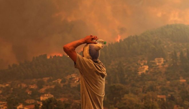 Ajutoare de urgenţă de până la 150.000 de euro pentru grecii care şi-au pierdut locuinţele în incendii
