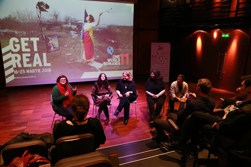 Festivalul One World România se amână