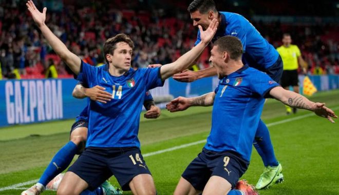 Fotbal, EURO 2020 / Italia şi Danemarca, primele echipe calificate în sferturi