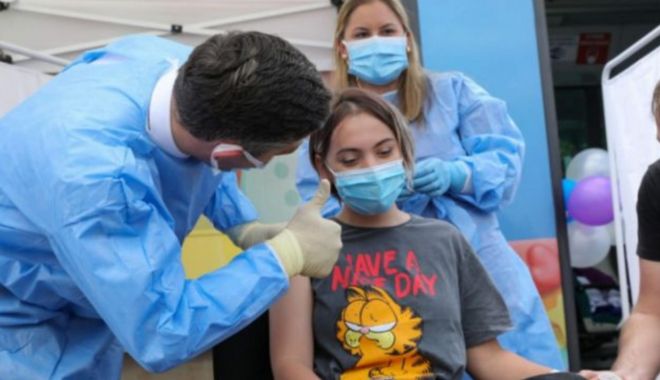 Crește  numărul elevilor vaccinați anti-COVID-19: aproape 14.000 de copii imunizați în ultimele zile