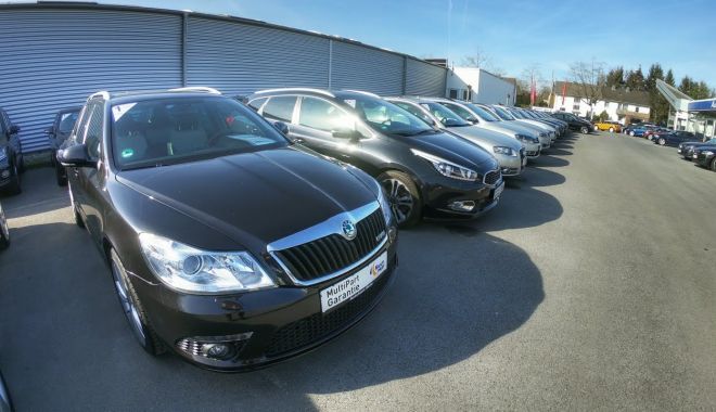 Înșelăciuni la vânzarea de autoturisme, din mediul online