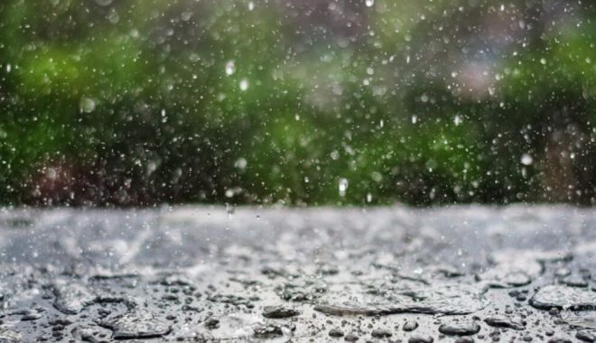 Vremea se schimbă radical! Frig și ploi în perioada următoare. Prognoza meteo pentru luna septembrie