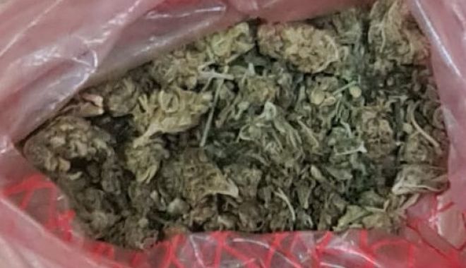 Tineri prinși cu DROGURI, în Vama Veche