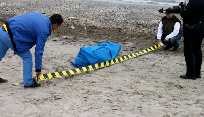 Descoperire macabră: cadavru în putrefacție găsit pe plaja Trei Papuci