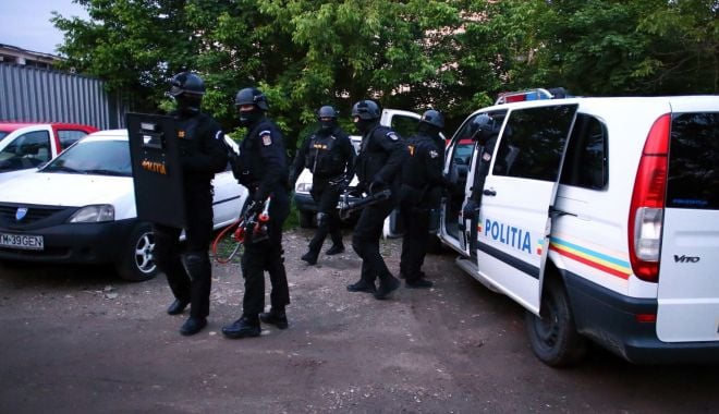 PERCHEZIȚII în Constanța: grupare de proxeneți căuta clienți pe rețelele de socializare!