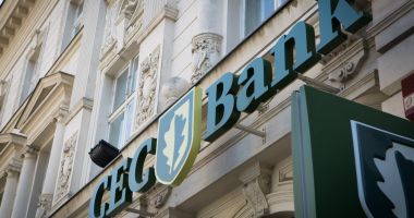 Angajata CEC Bank care a furat 1 milion de euro şi i-a donat la biserici, trimisă din nou în judecată