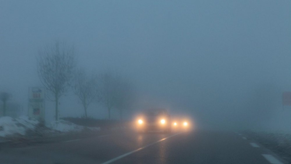 Traficul auto și maritim, afectat de zăpadă, ceață și vântul puternic - ceata-1642236932.jpg