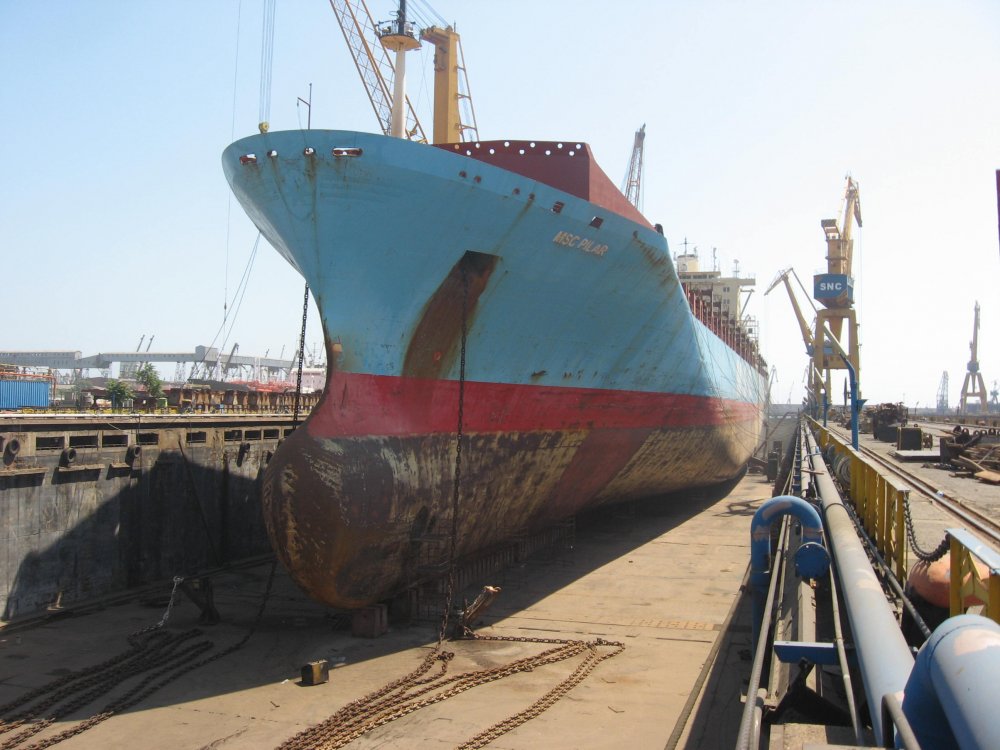 Iată câte nave străine sunt în reparații în porturile de la Marea Neagră - iatacatenavestrainesuntinreparat-1636382092.jpg