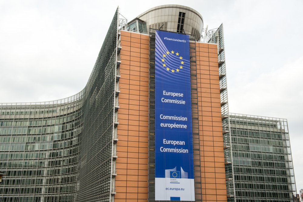 UE va scoate pe piață obligațiuni verzi în valoare de 250 de miliarde de euro - uevascoatepepiataobligatiuniverz-1631209059.jpg
